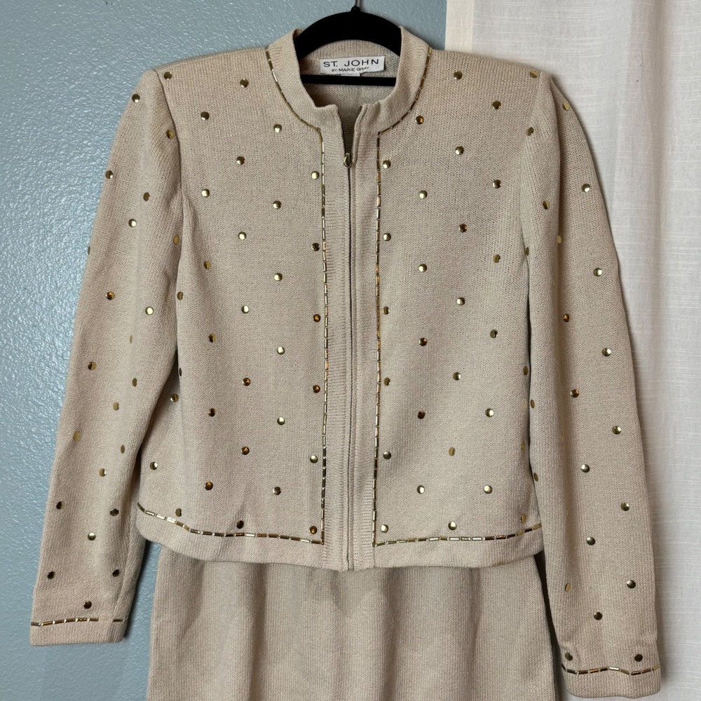 VTG St. John Suit Jacket 6 Skirt 8 Women Beige Studded Santana Knit Zi - Picture 2 of 14